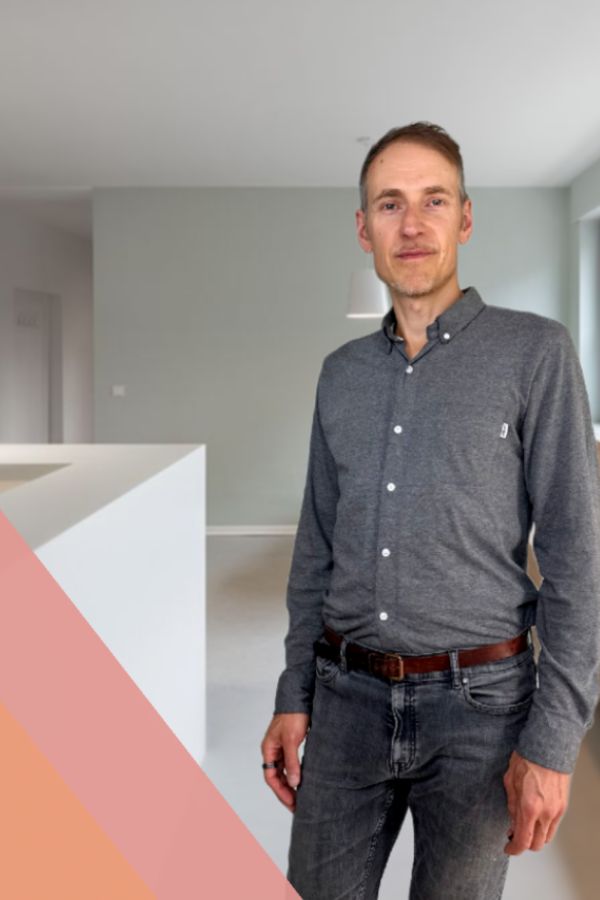 Praxiscoach Daniel Prawdzik in der Arztpraxis